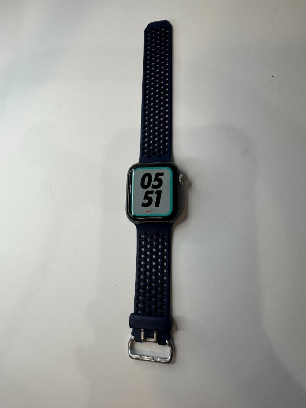 Apple Watch Series 4 Space Gray Aluminum Case 40mm
